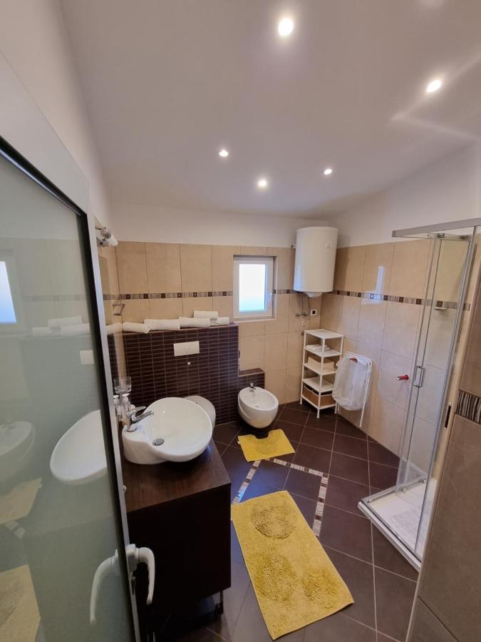 Apartments Vukic Crikvenica Exterior photo